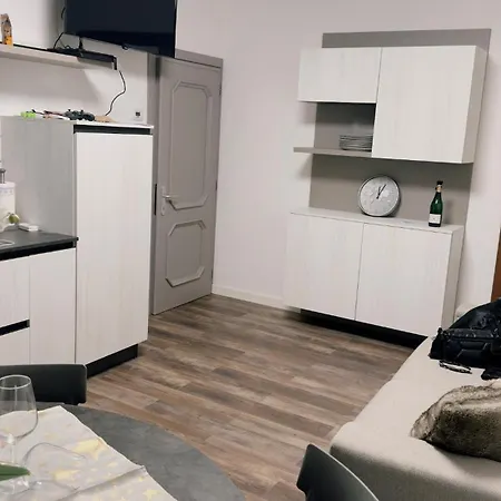 Apartmento أليغ